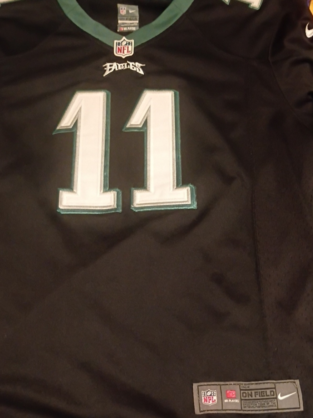 Philadelphia Eagles Carson Wentz #11 jersey in size XXL: